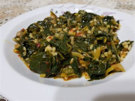 Sulu Ispanak Yemeği